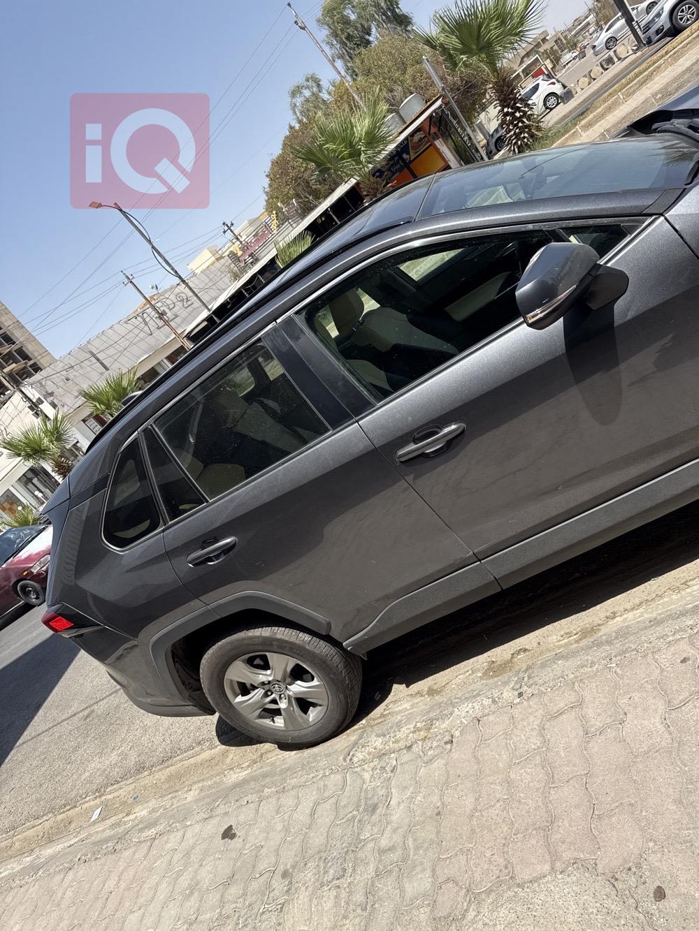 تويوتا راف 4